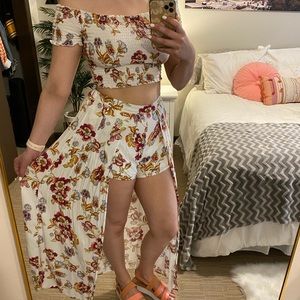 Two-Piece Floral Crop Top with Floral Skort